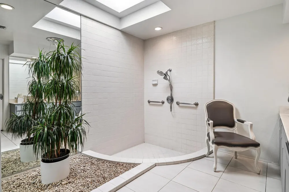 16 Cornell Drive Rancho Mirage, CA 92270