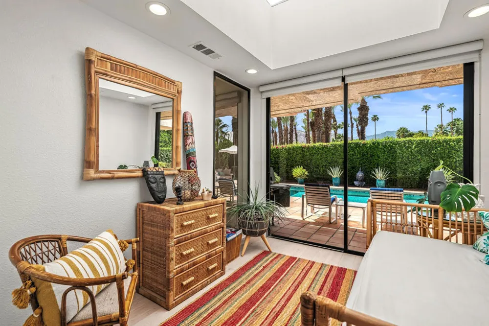 16 Cornell Drive Rancho Mirage, CA 92270
