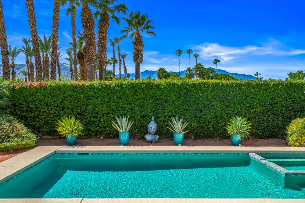 16 Cornell Drive Rancho Mirage, CA 92270