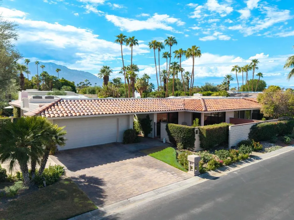 16 Cornell Drive Rancho Mirage, CA 92270