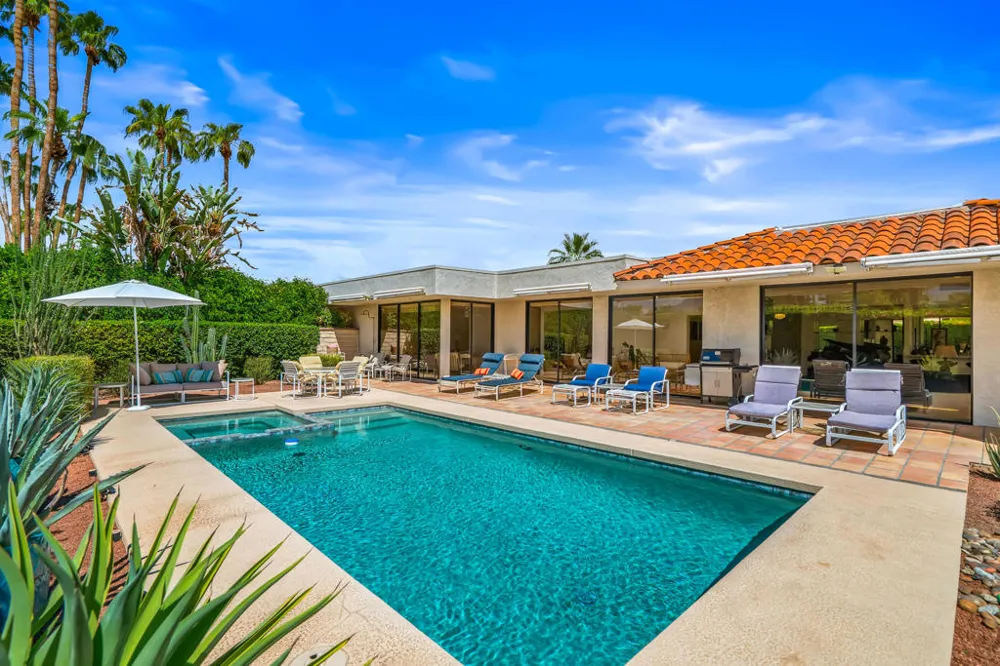 16 Cornell Drive Rancho Mirage, CA 92270