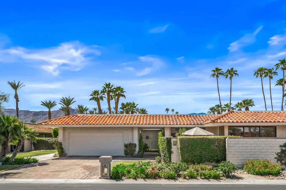 16 Cornell Drive Rancho Mirage, CA 92270