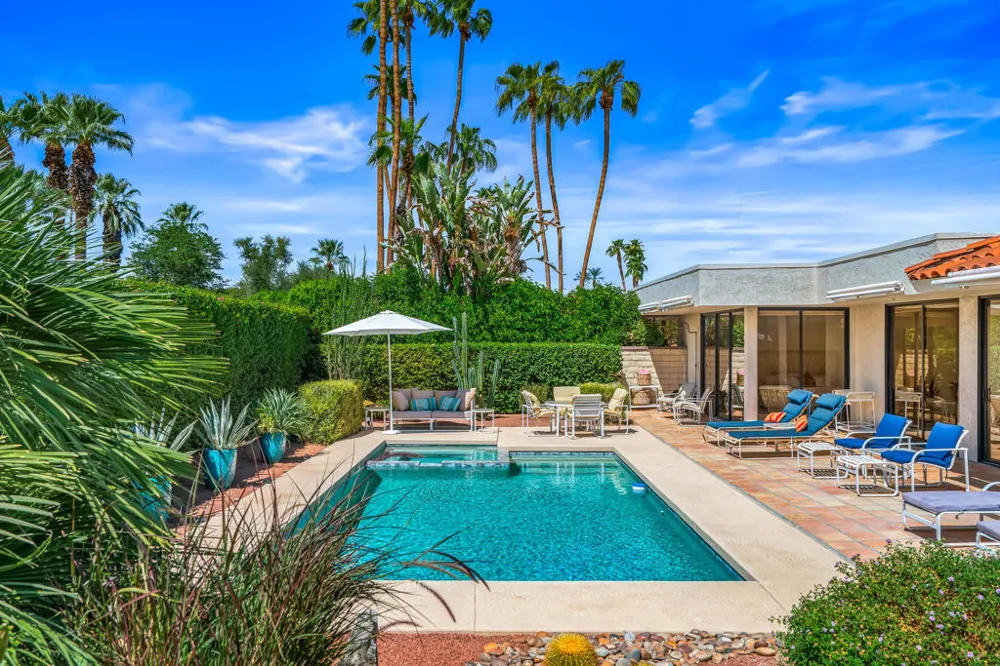 16 Cornell Drive Rancho Mirage, CA 92270