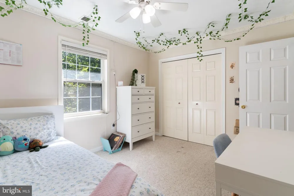 701 HICKOK TRL Lusby, MD 20657
