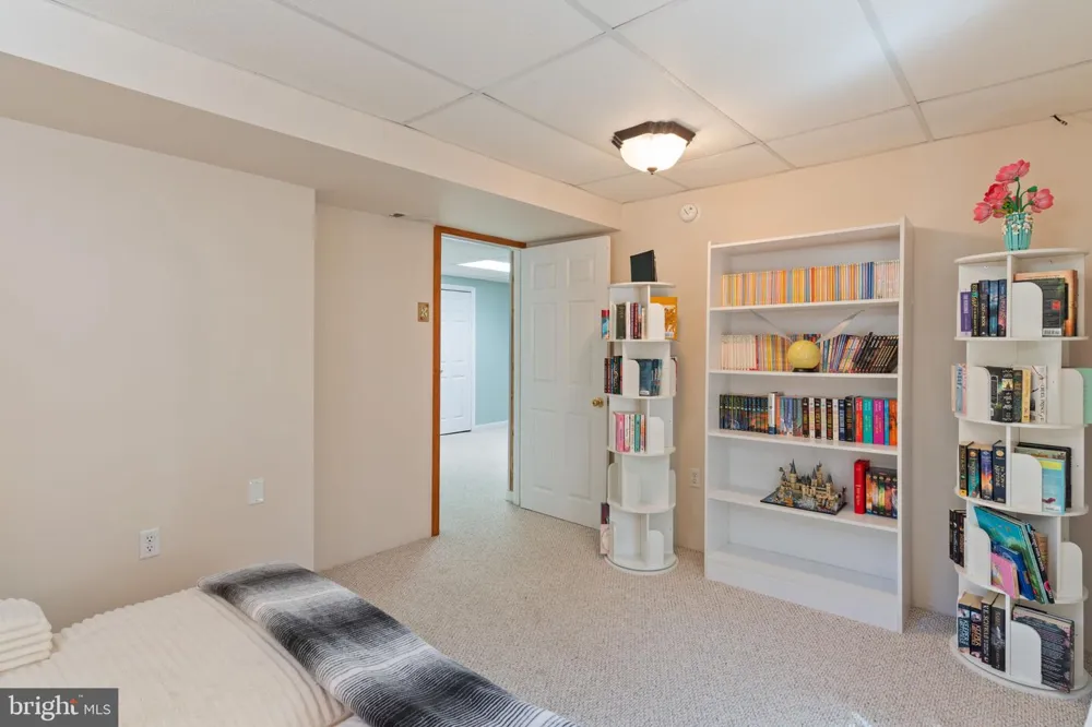 701 HICKOK TRL Lusby, MD 20657