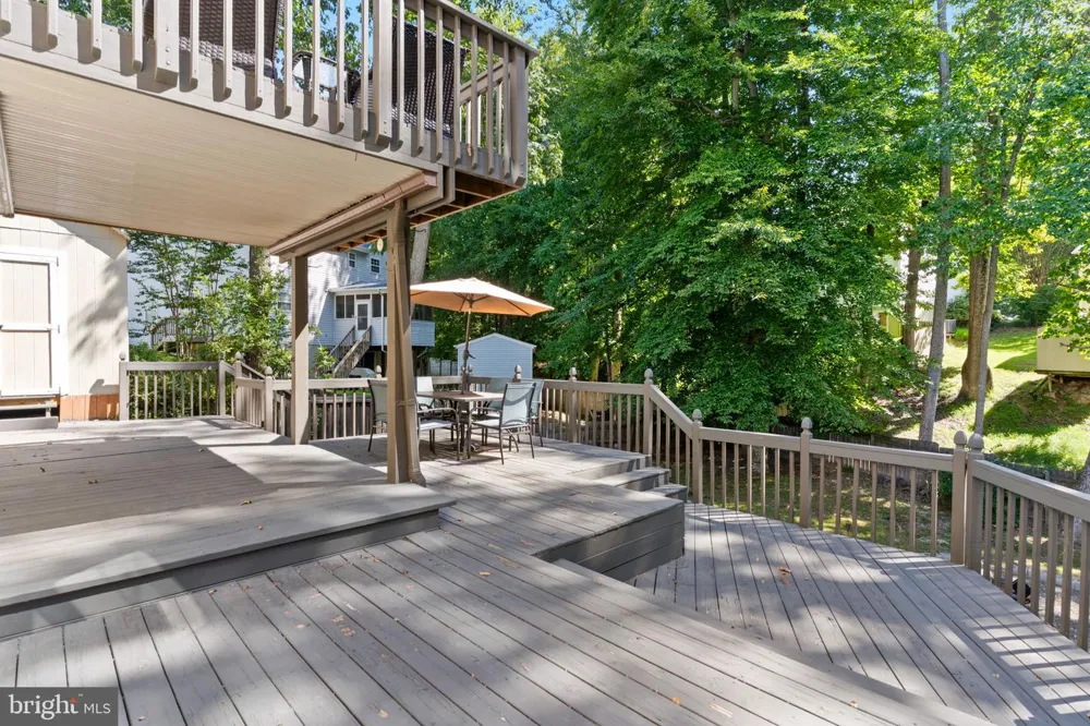 701 HICKOK TRL Lusby, MD 20657