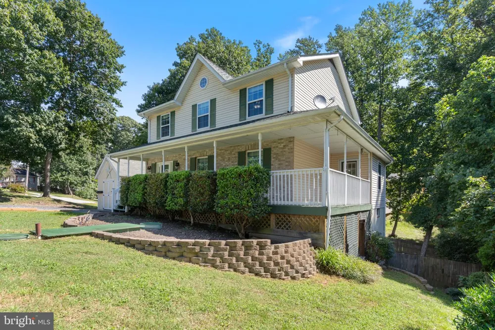 701 HICKOK TRL Lusby, MD 20657