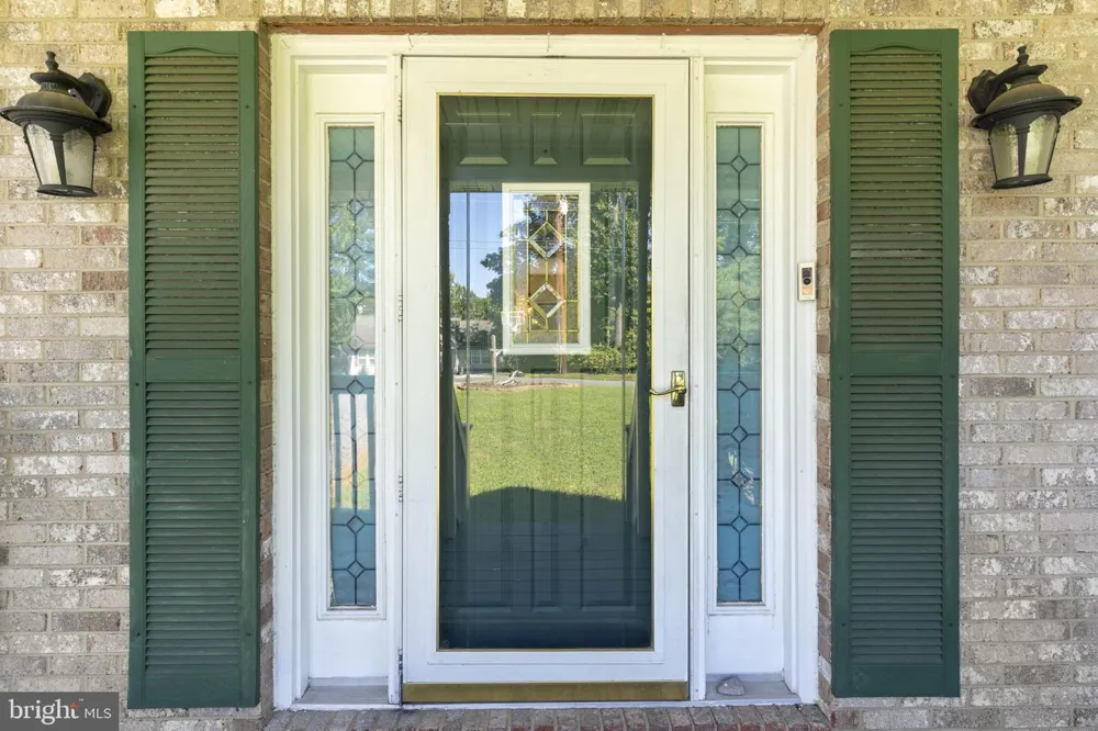 701 HICKOK TRL Lusby, MD 20657