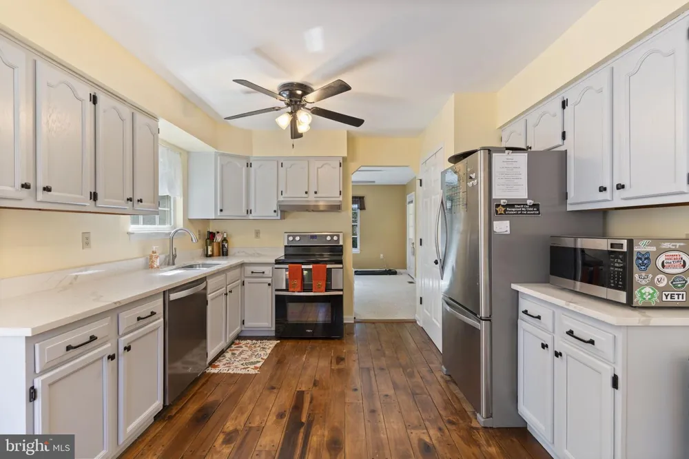 701 HICKOK TRL Lusby, MD 20657