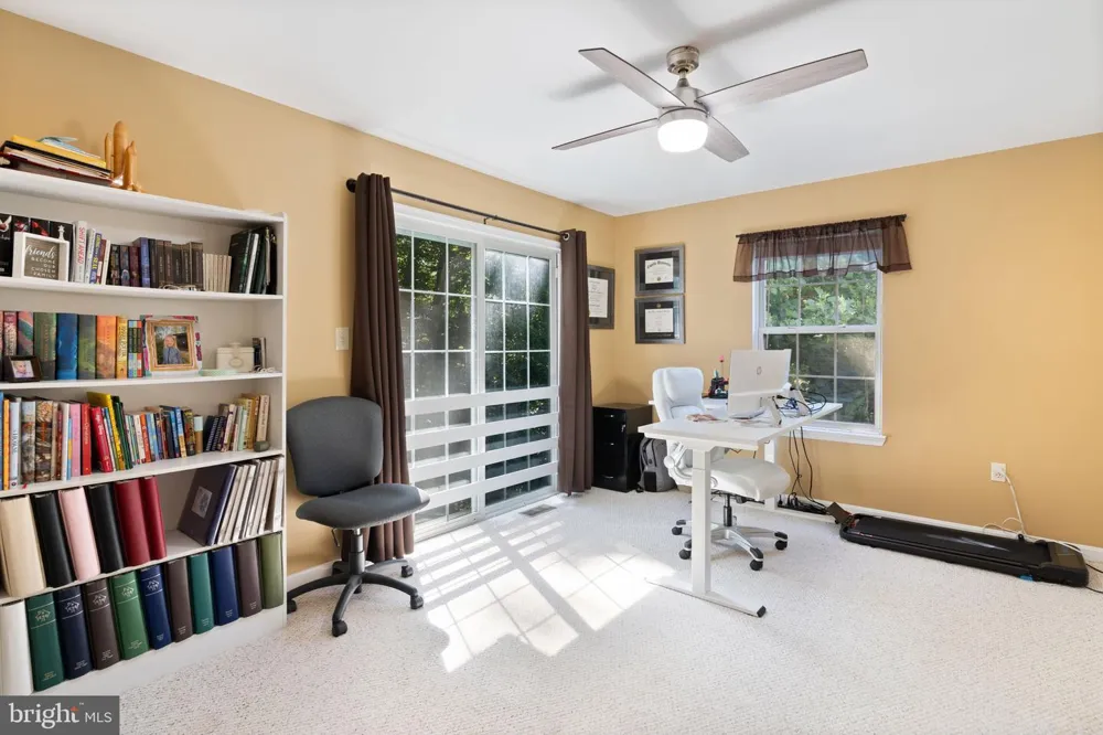 701 HICKOK TRL Lusby, MD 20657