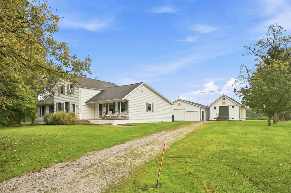 18944 S Lakeside Road New Buffalo, MI 49117