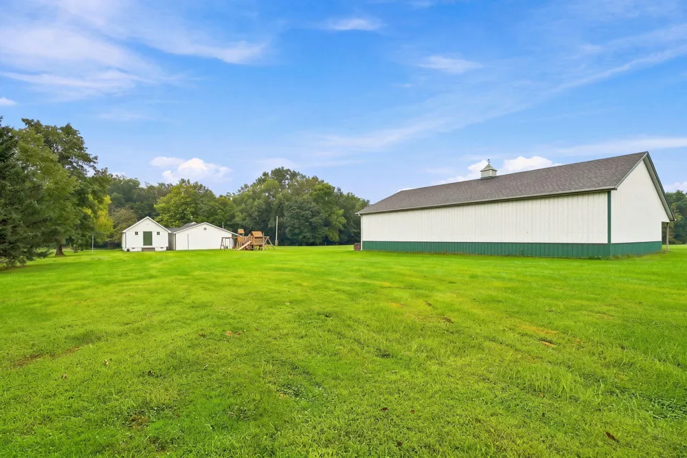 18944 S Lakeside Road New Buffalo, MI 49117