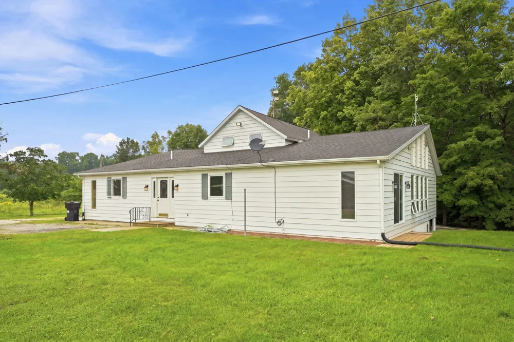 18944 S Lakeside Road New Buffalo, MI 49117