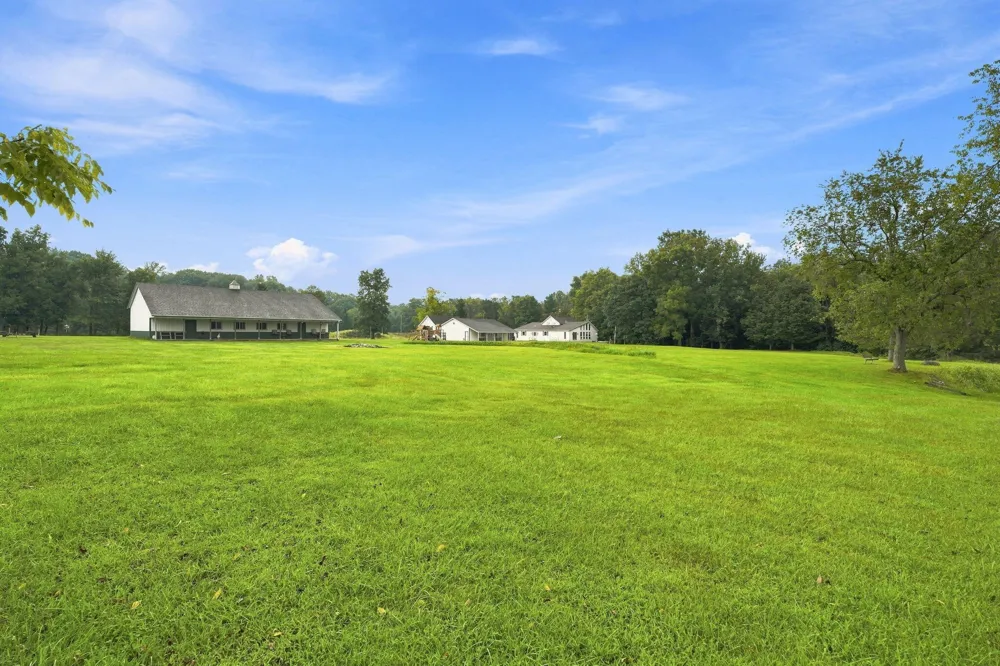 18944 S Lakeside Road New Buffalo, MI 49117