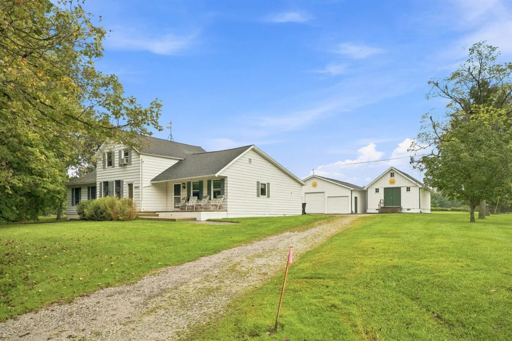 18944 S Lakeside Road New Buffalo, MI 49117
