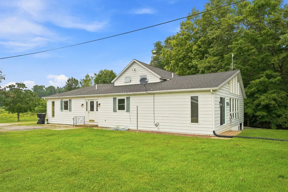 18944 S Lakeside Road New Buffalo, MI 49117
