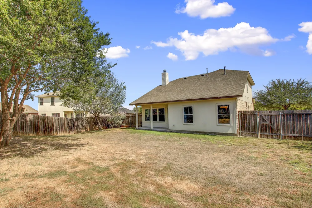 1266 Cherrywood Kyle, TX 78640