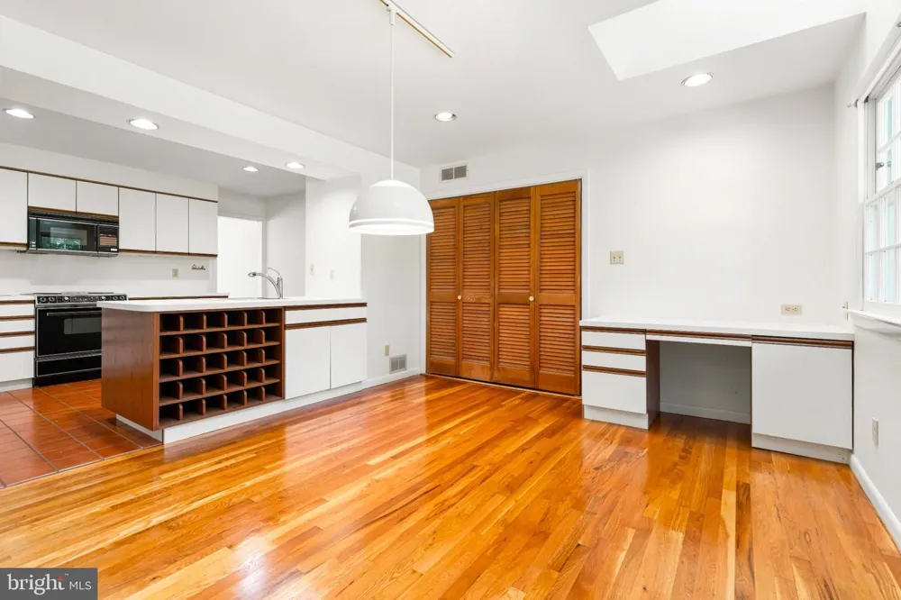 1051 KIPLING ROAD Jenkintown, PA 19046