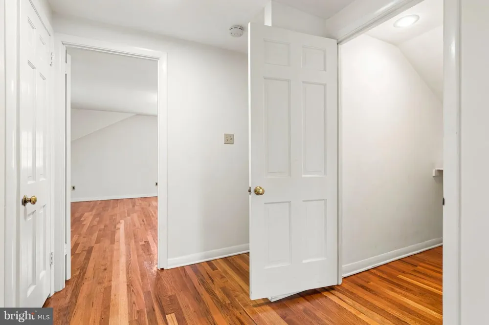1051 KIPLING ROAD Jenkintown, PA 19046