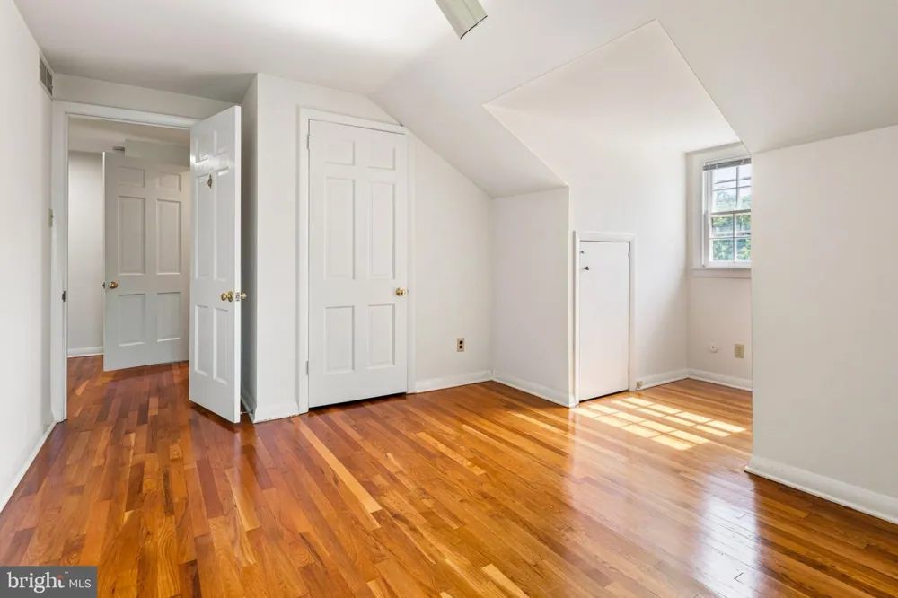 1051 KIPLING ROAD Jenkintown, PA 19046