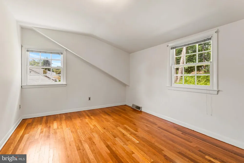 1051 KIPLING ROAD Jenkintown, PA 19046