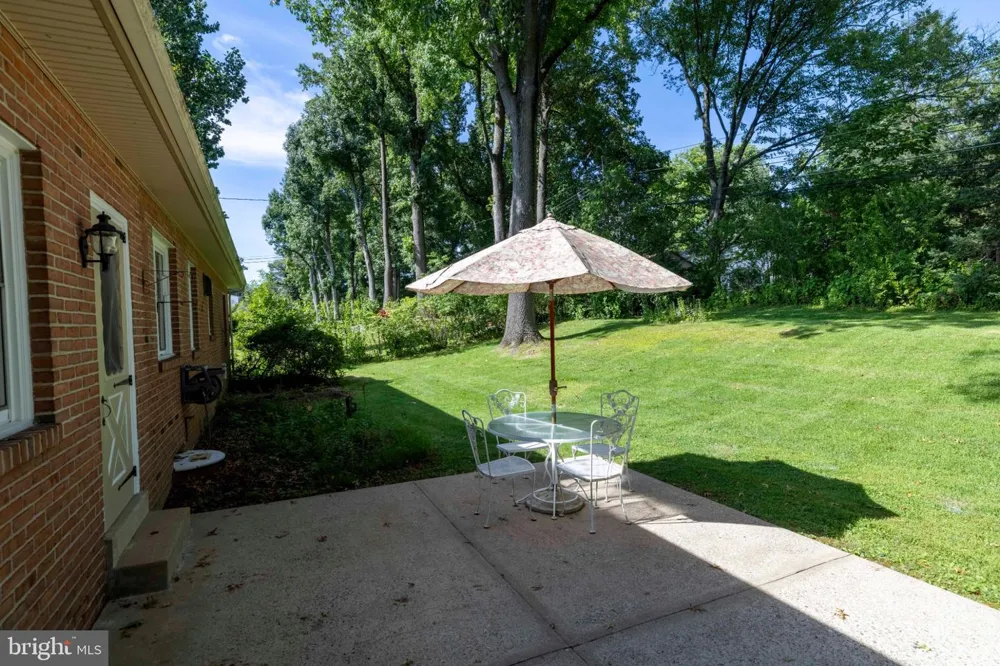1051 KIPLING ROAD Jenkintown, PA 19046