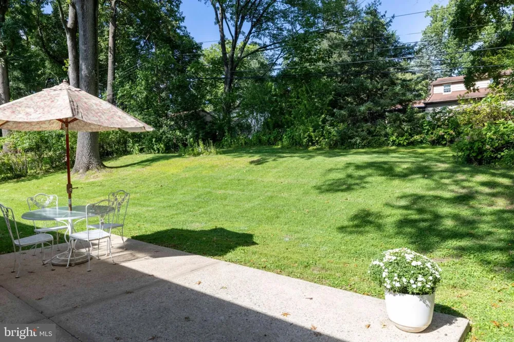 1051 KIPLING ROAD Jenkintown, PA 19046