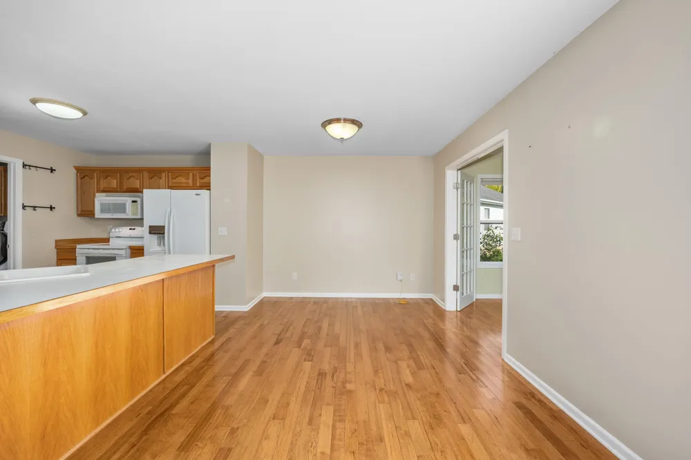 1588 Gander Hill Drive Holt, MI 48842