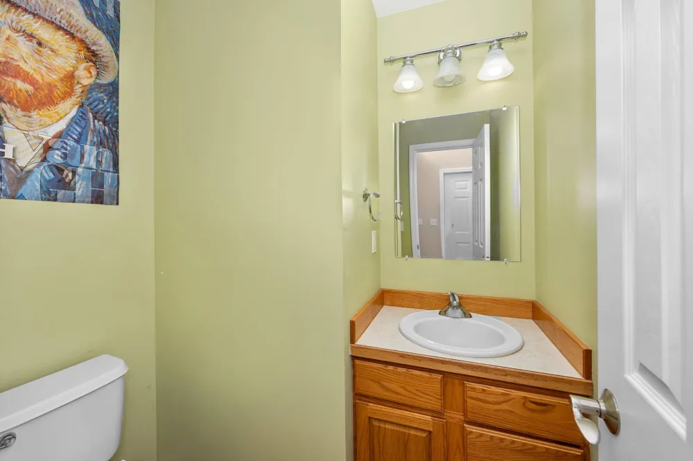 1588 Gander Hill Drive Holt, MI 48842