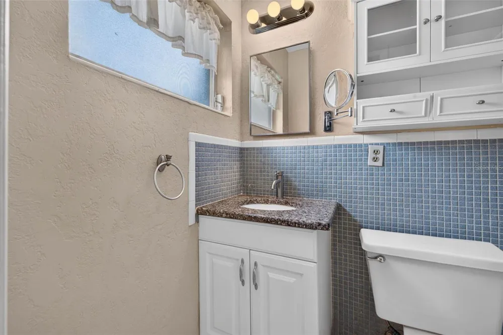 6549 21ST STREET St Petersburg, FL 33702