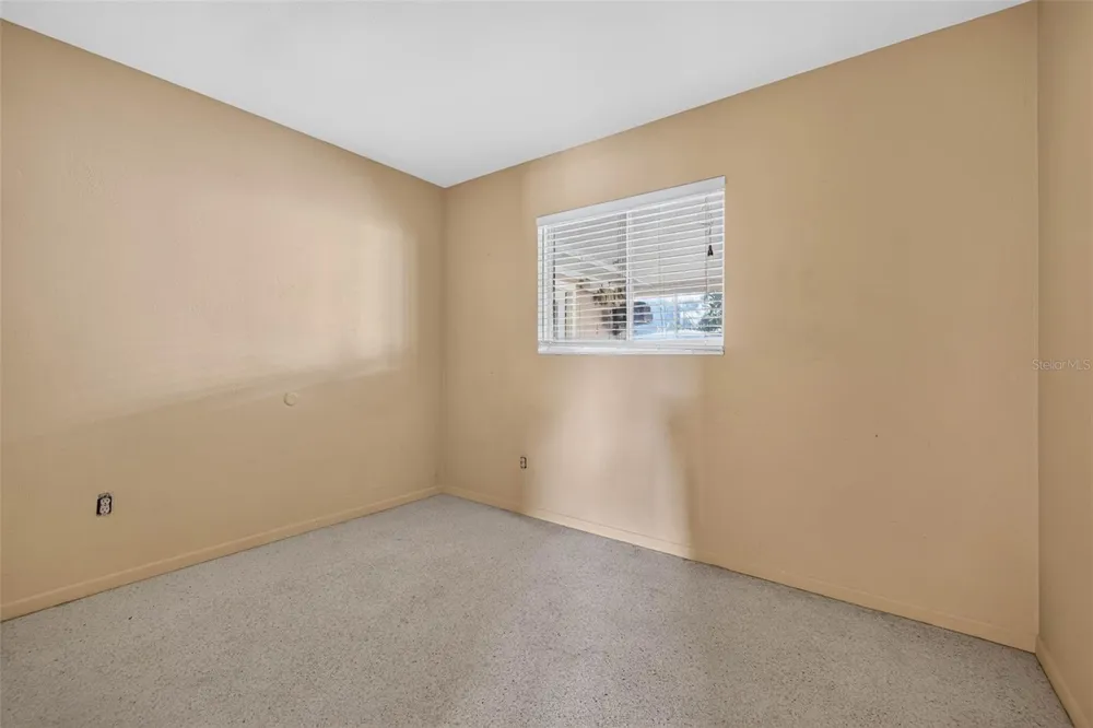 6549 21ST STREET St Petersburg, FL 33702