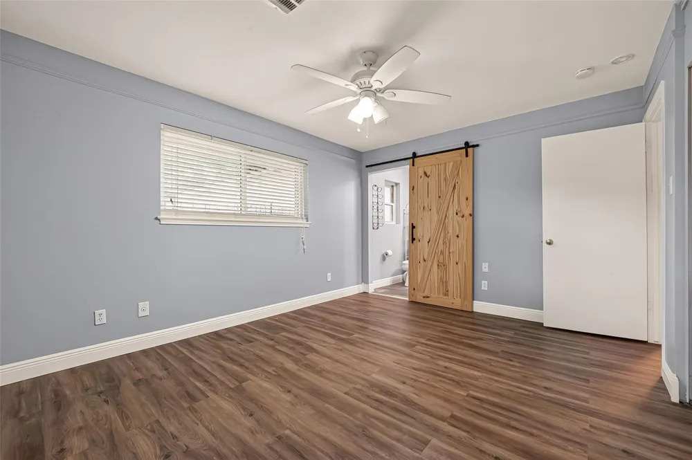 114 E Wildwinn Drive Alvin, TX 77511
