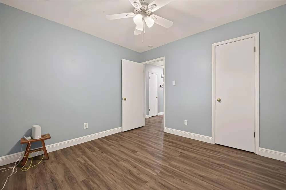 114 E Wildwinn Drive Alvin, TX 77511
