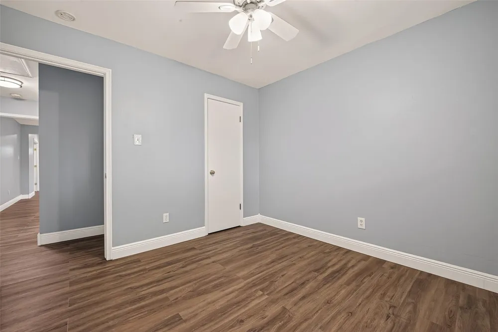 114 E Wildwinn Drive Alvin, TX 77511