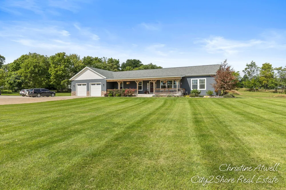 2908 Huddle Road Lake Odessa, MI 48849
