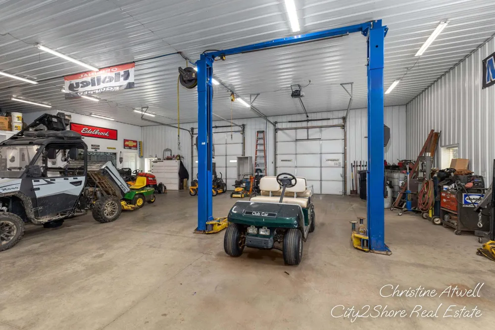 2908 Huddle Road Lake Odessa, MI 48849