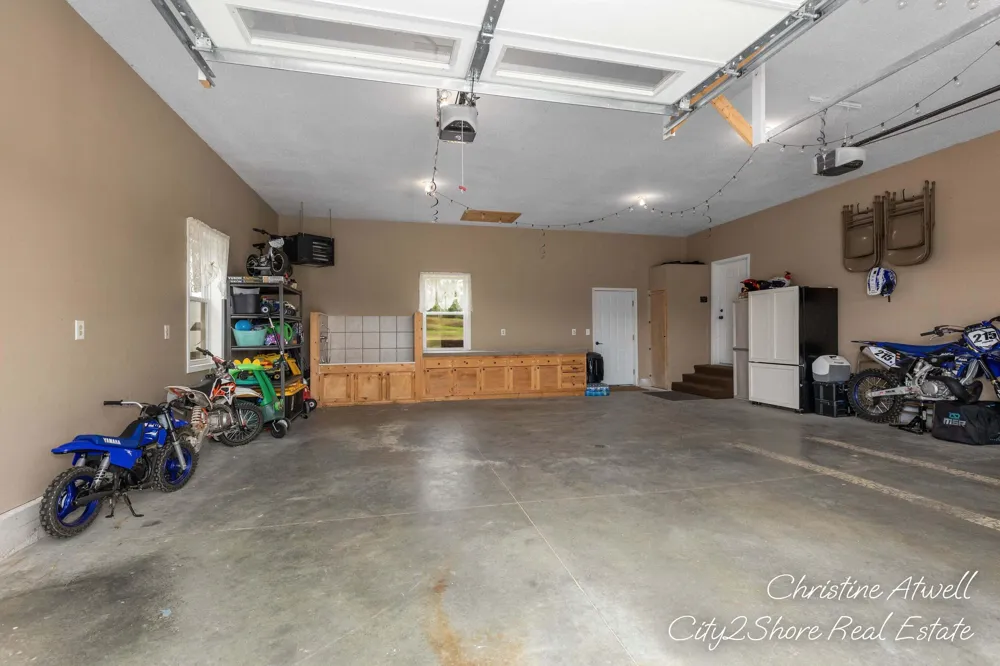 2908 Huddle Road Lake Odessa, MI 48849