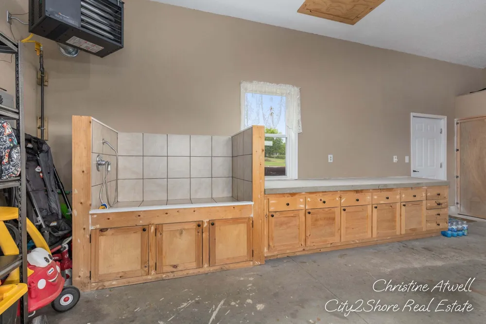 2908 Huddle Road Lake Odessa, MI 48849
