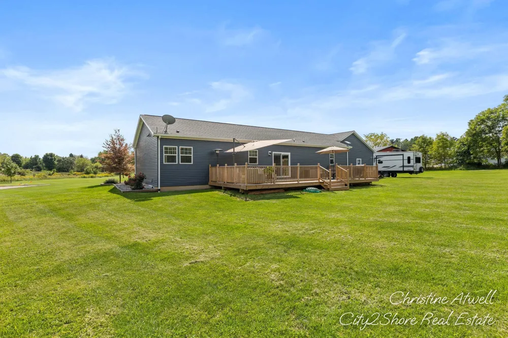2908 Huddle Road Lake Odessa, MI 48849