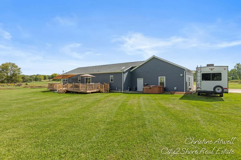 2908 Huddle Road Lake Odessa, MI 48849