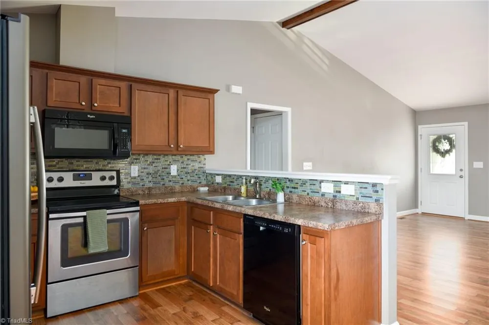 945 Tussey Road Lexington, NC 27295