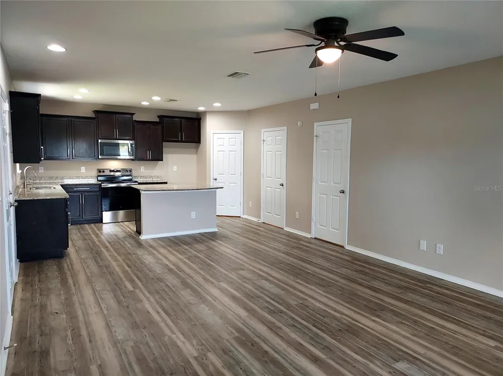 4743 SOMERSET HILL LANE Riverview, FL 33578