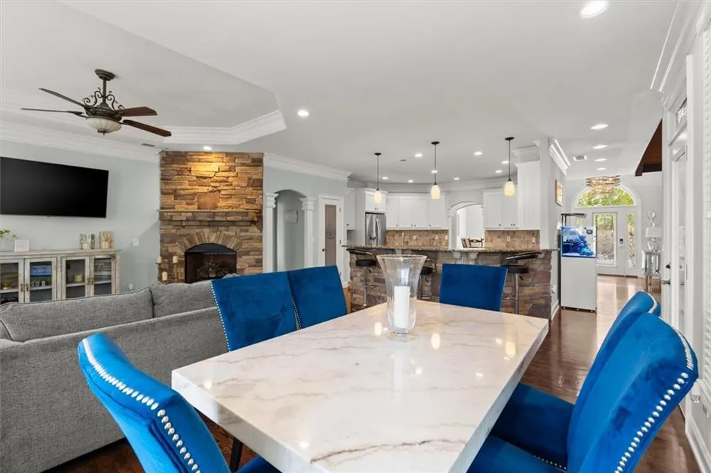101 Bree Lane Canton, GA 30114