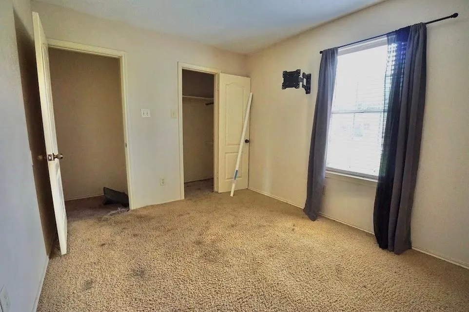 110 Almond Drive Lake Jackson, TX 77566