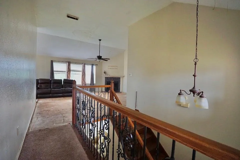 110 Almond Drive Lake Jackson, TX 77566