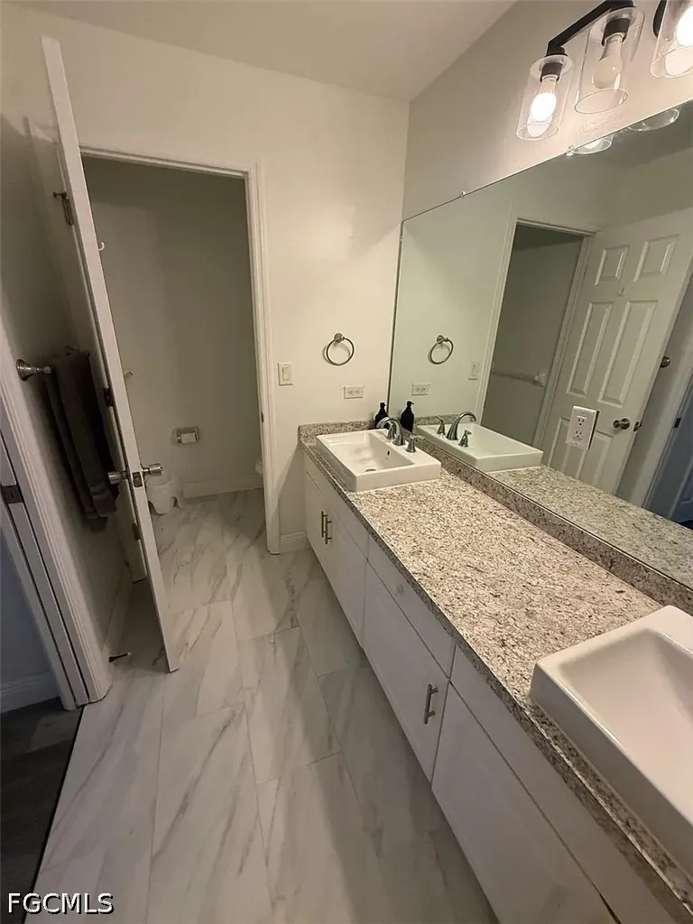 NE 15th Terrace Cape Coral, FL 33909