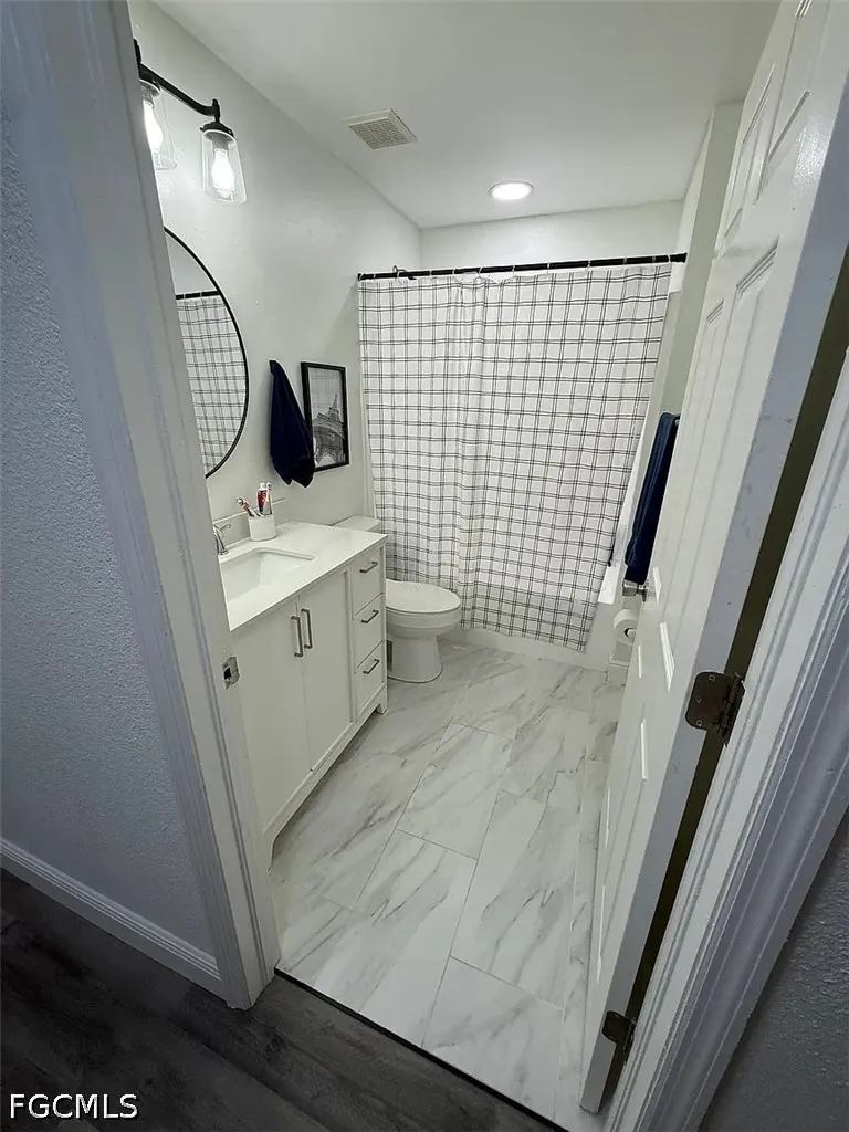 NE 15th Terrace Cape Coral, FL 33909