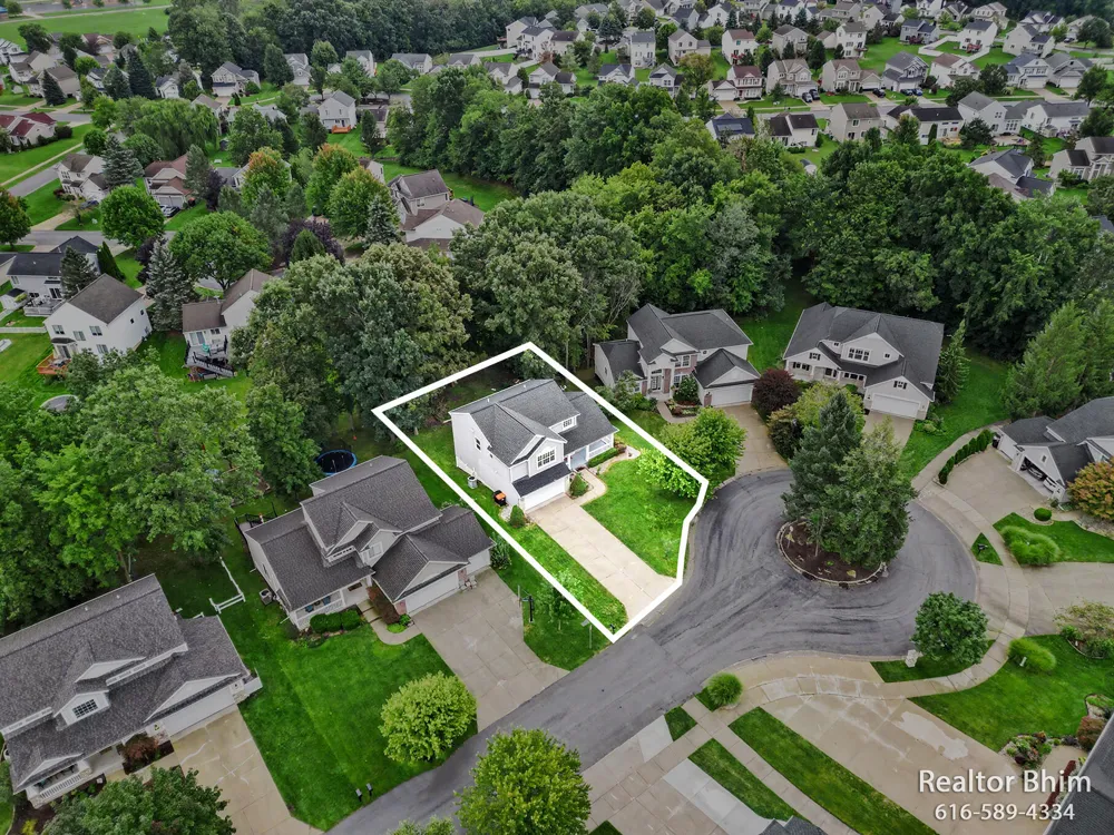 3689 Maple Hurst Drive SE Kentwood, MI 49512