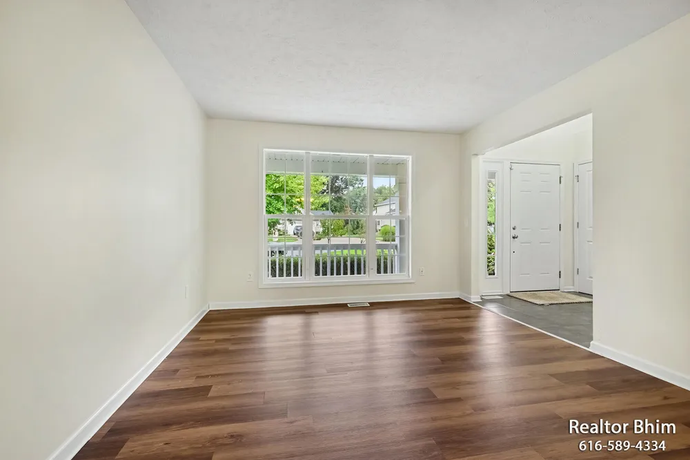 3689 Maple Hurst Drive SE Kentwood, MI 49512