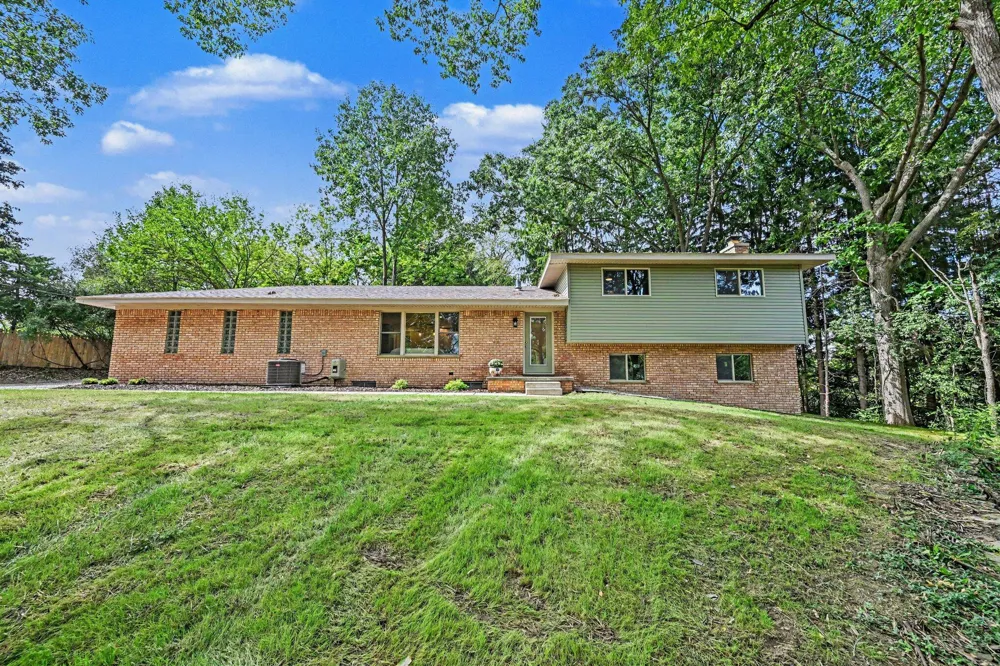 6970 Munger Road Ypsilanti, MI 48197